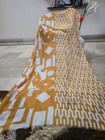 Zeenat Khaadi Loan Print Scarf