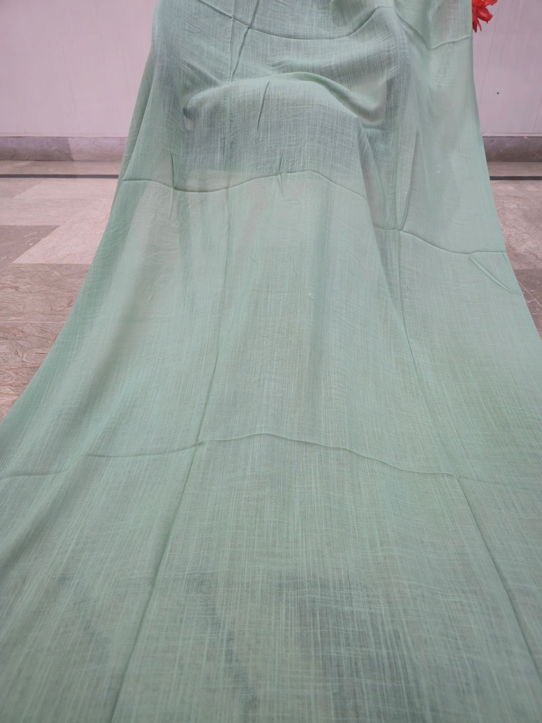 Mumkin Slub Lawn Kashmiri Plain Scarf