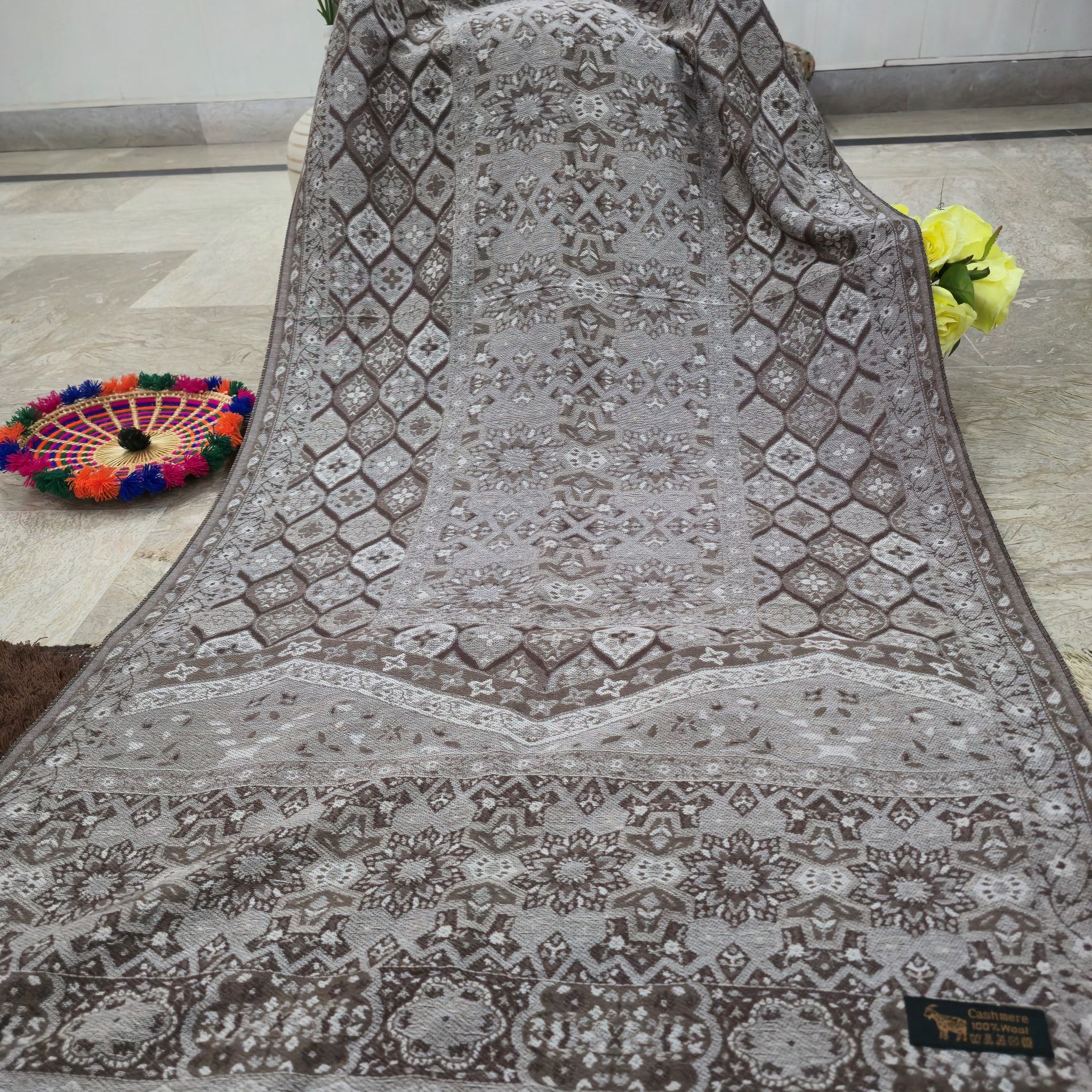 Bagh-e-Mughal Pashmina Kahani Scarf