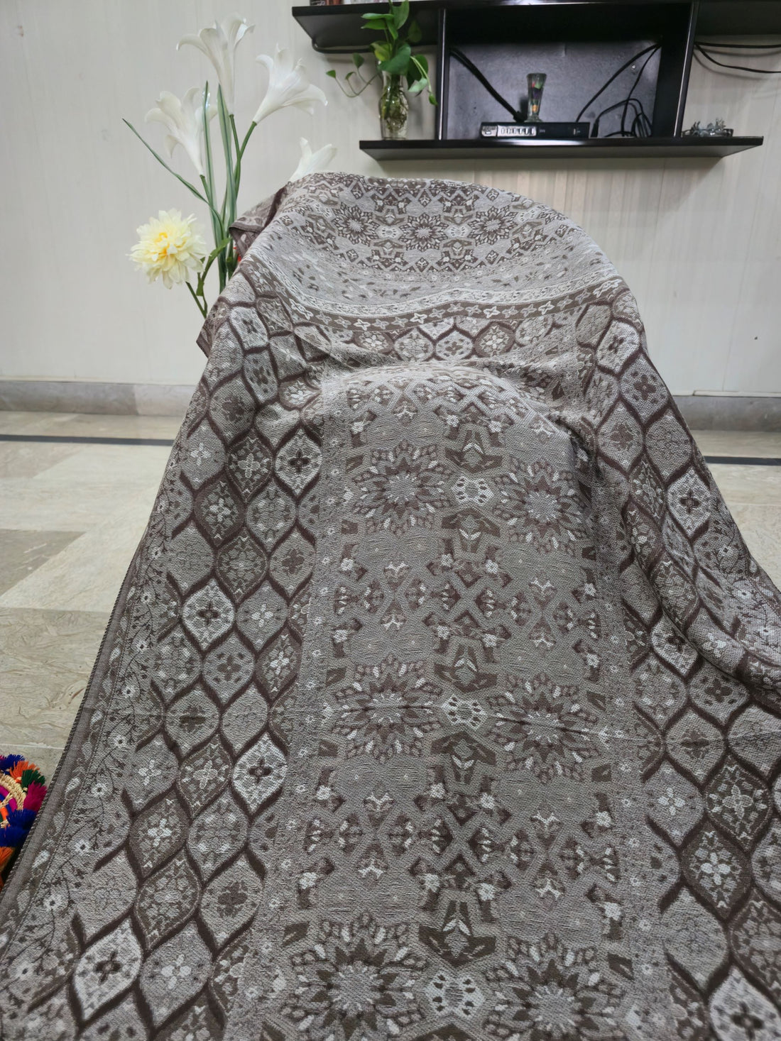 Bagh-e-Mughal Pashmina Kahani Scarf