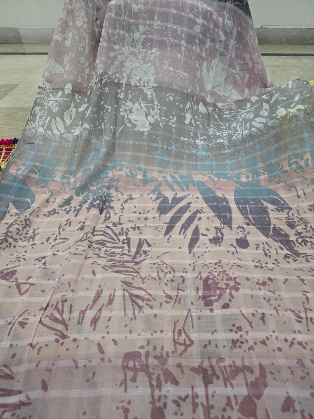 Nayaab Tarkashi Arabic Lawn Scarf