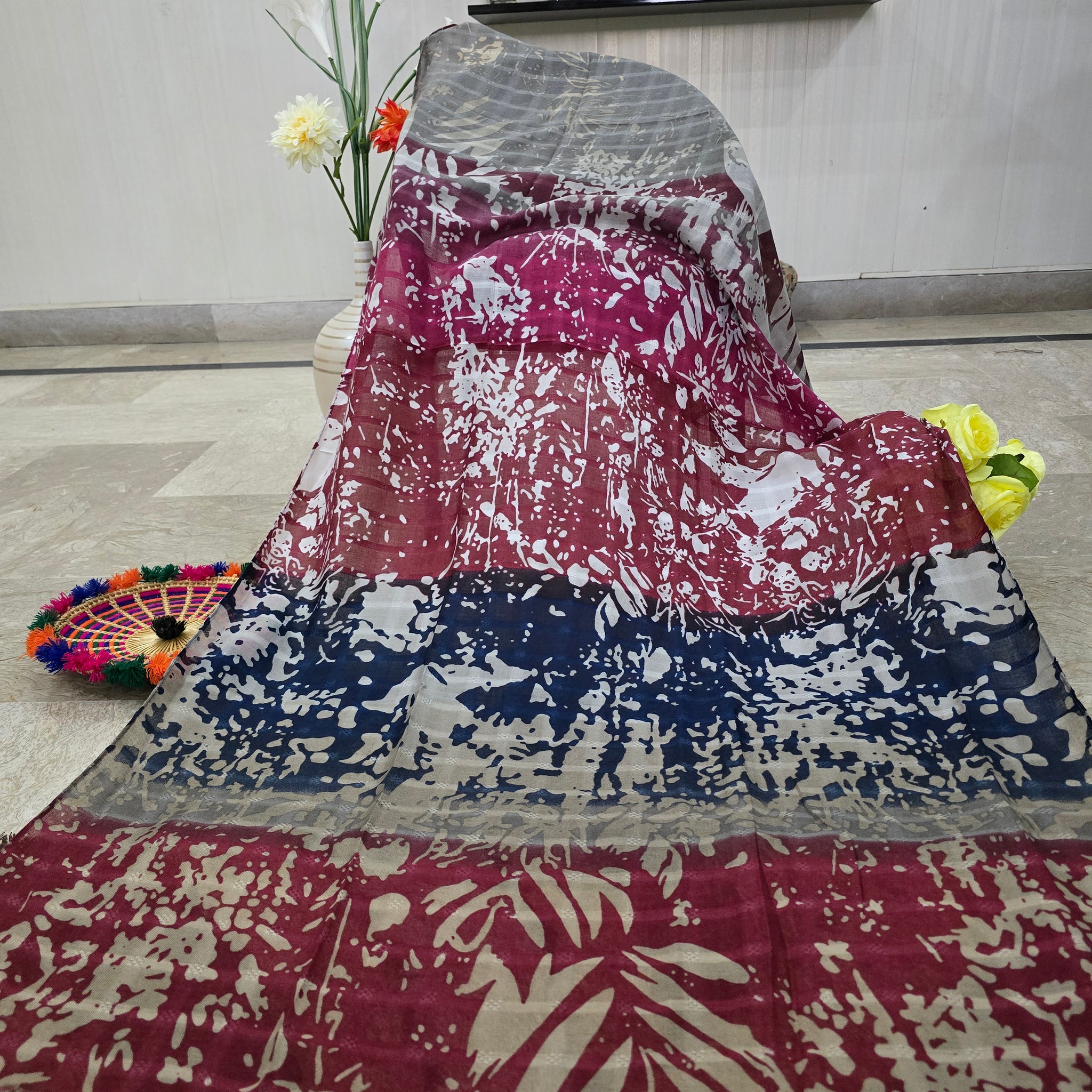 Kaavish Tarkashi Arabic Lawn Scarf