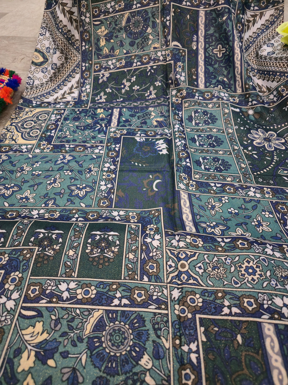 Taj Mahal Wool Digital Print Multicolour Scarf