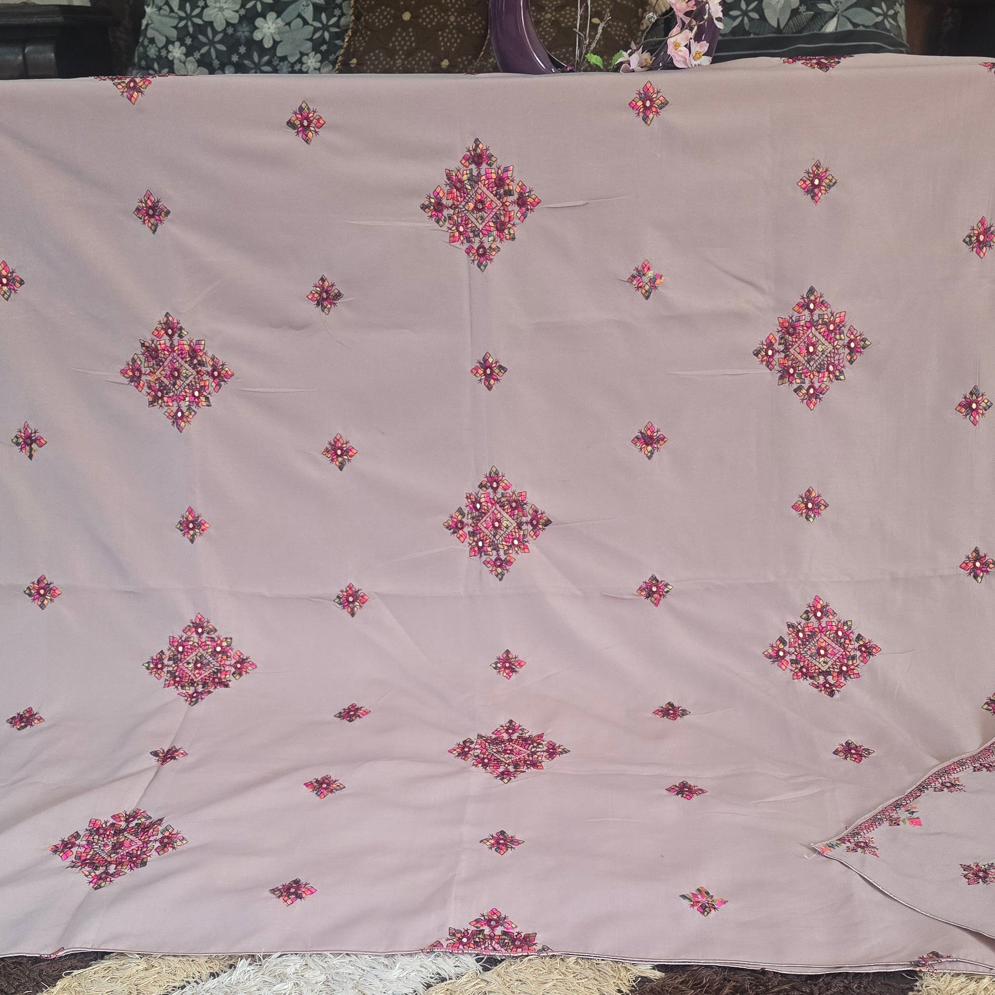 Heirloom Jawad Arabic Swiss Shawl