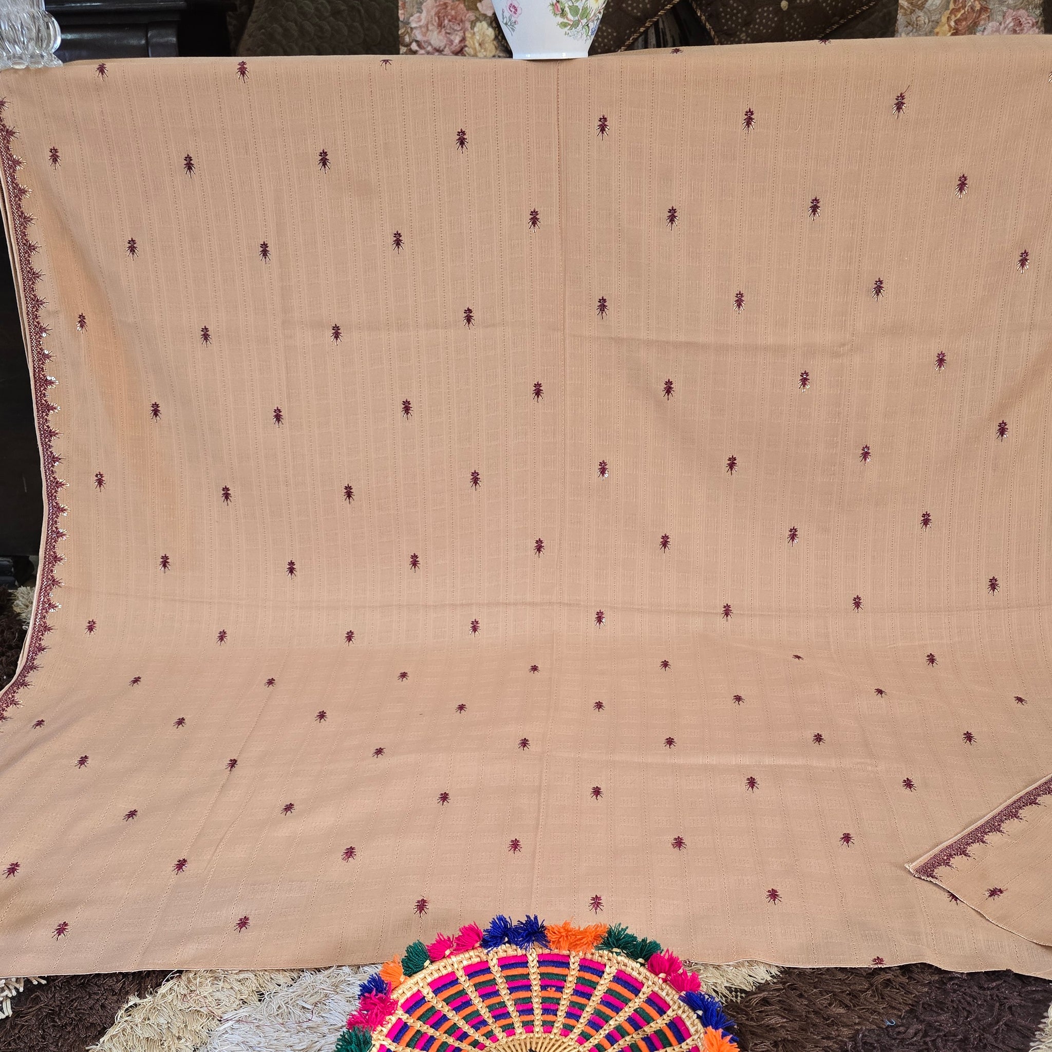 Hunar Kinari Embroidered Jawad Arabic Swiss Shawl