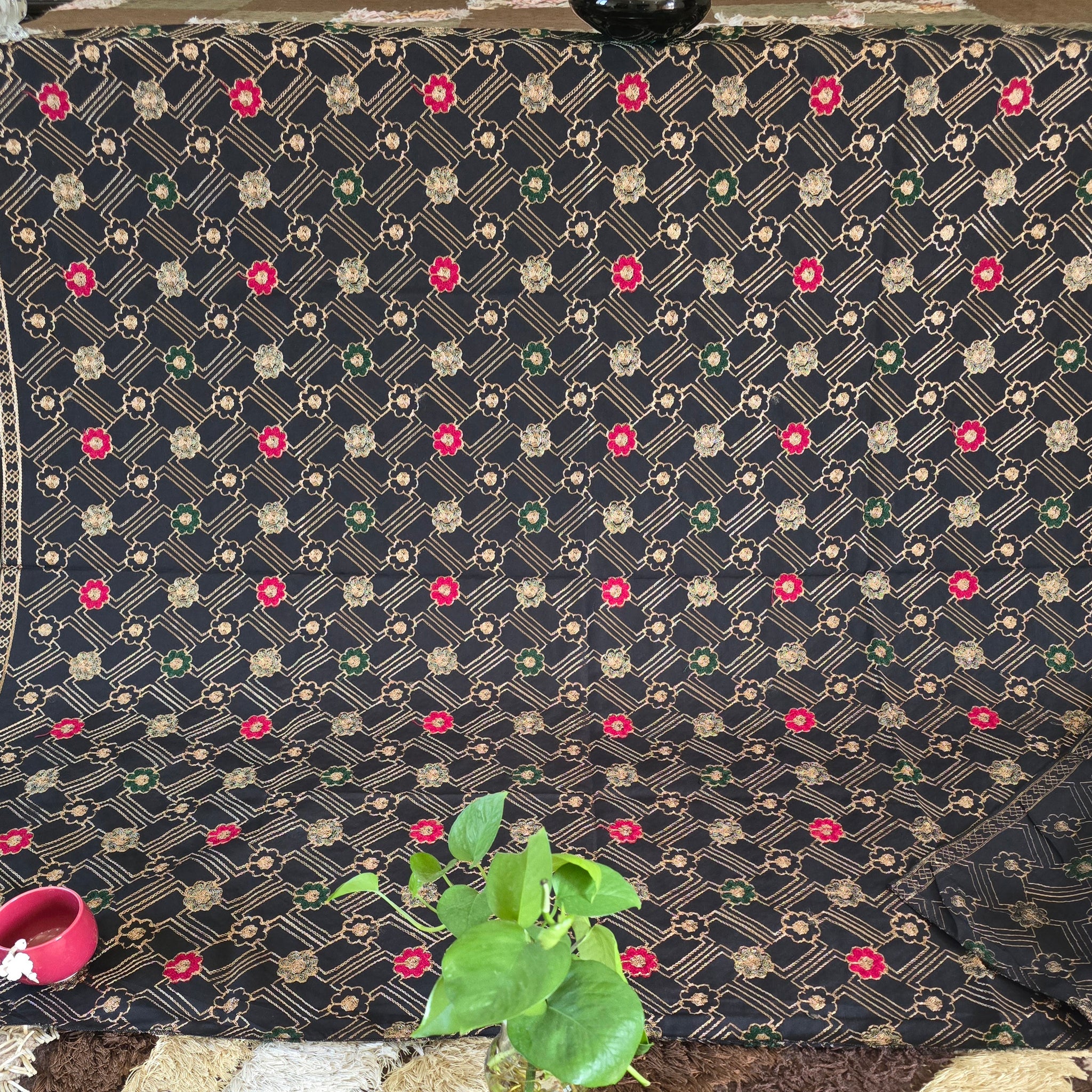 Lakeer Jawad Arabic Swiss Shawl