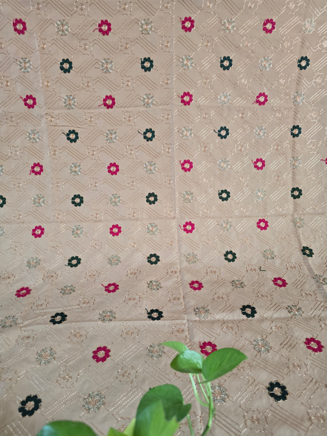 Sozni Jawad Arabic Swiss Shawl