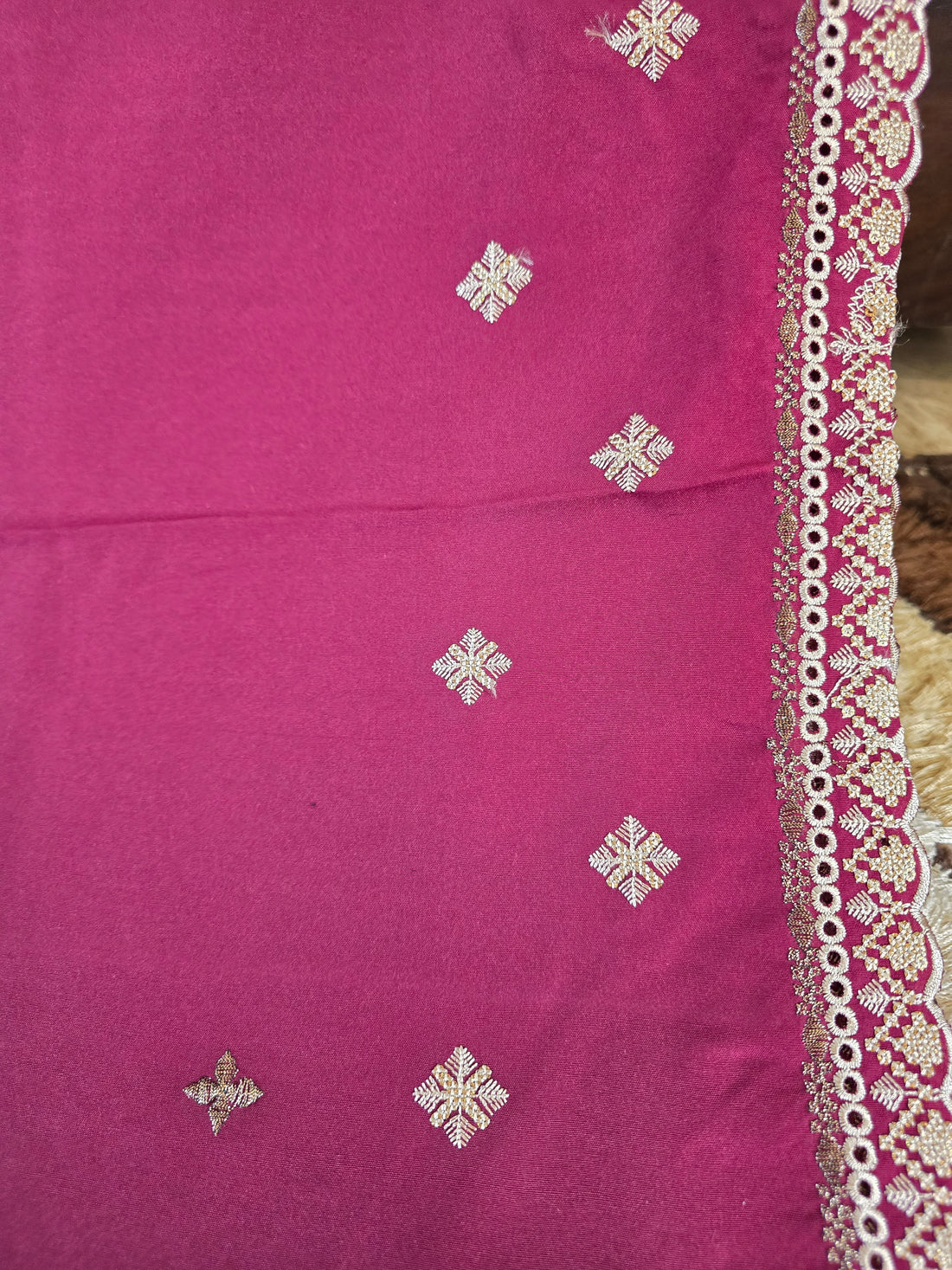 Tarseel Embroidered Jawad Arabic Swiss Shawl